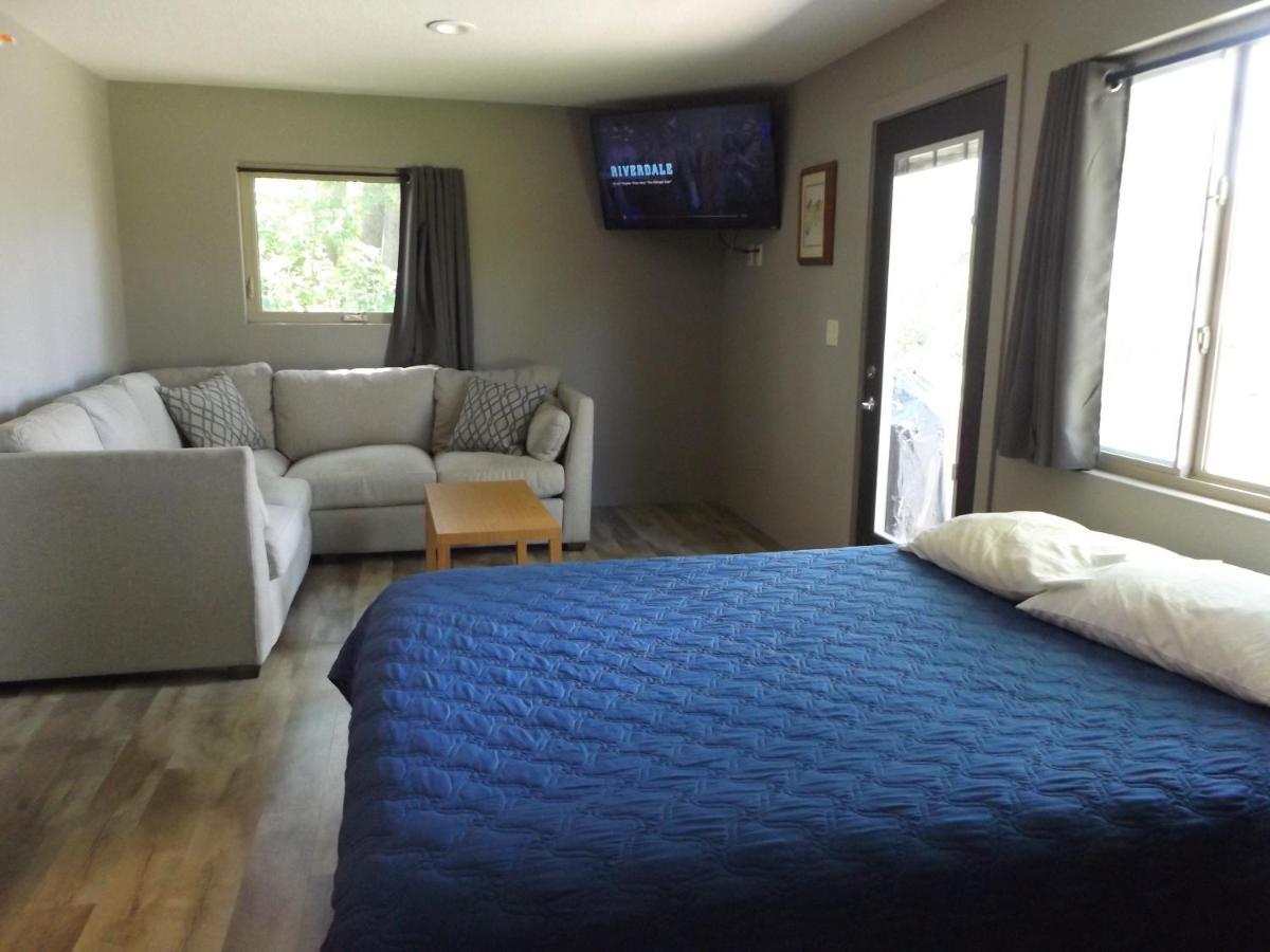 Big Spirit Resort Spirit Lake 외부 사진