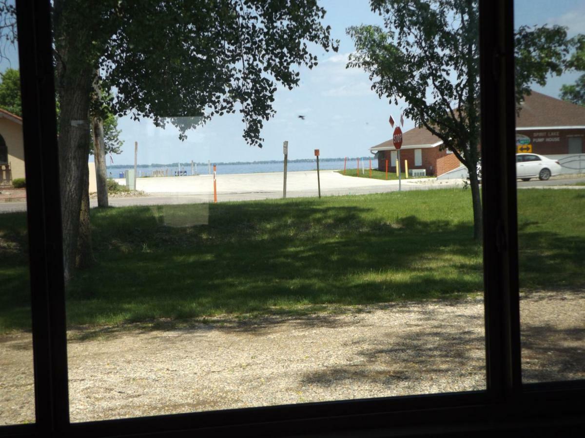 Big Spirit Resort Spirit Lake 외부 사진